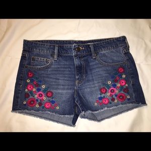 Sexy boyfriend denim flower embroidered GAP shorts